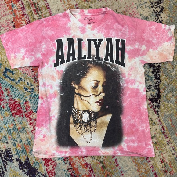 Aaliyah Graphic T-Shirt Pink Tie Dye‎ Short Sleeve Top Medium - Picture 1 of 3